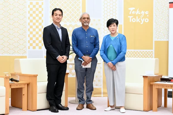 西田淳志・社会健康医学研究センター長「学校の居心地向上検証プロジェクト」の実施に関して小池知事と面会